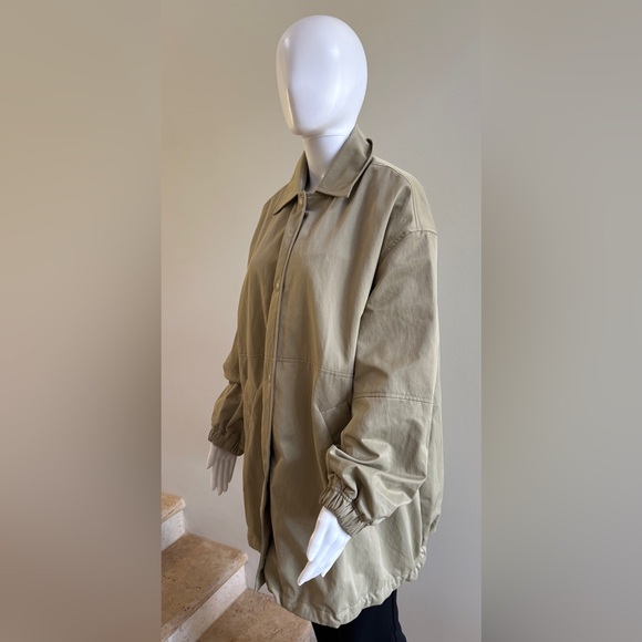 LULULEMON Oversized Fit Coaches Jacket Small Khaki - Picture 4 of 7